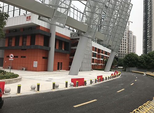 體育館升降柱