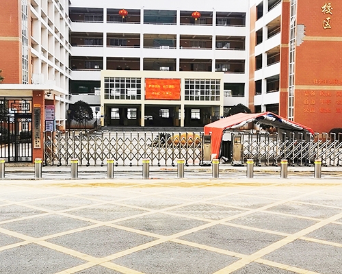 南昌紅穀灘新區第 一小學