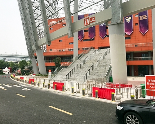 全自動防撞柱